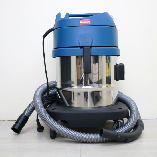 DongCheng DVC15 Vacuum Cleaner